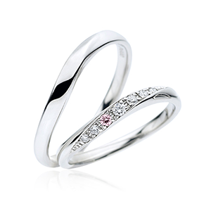 アイズストーンの結婚指輪